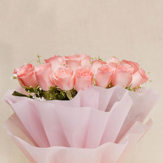 8 Pink Roses